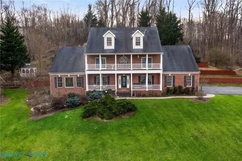 78 Canterbury Dr, Stafford, VA 22554