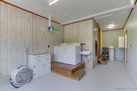 411 Piney Point Rd, Onemo, VA 23130 photo 35