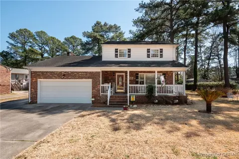 21 Bayview Dr, Poquoson, VA 23662