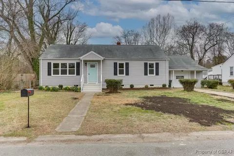 1113 Stewart Dr, Williamsburg, VA 23185 photo 2