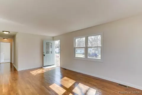 80 Jordan Dr, Hampton, VA 23666 photo 9