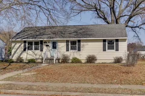 80 Jordan Dr, Hampton, VA 23666 photo 2