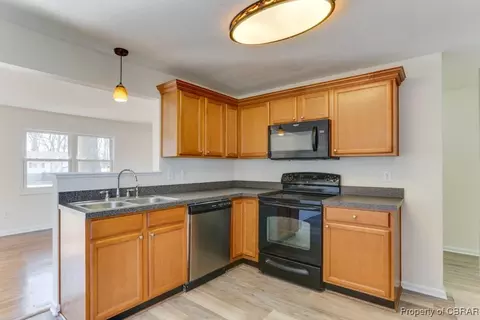 80 Jordan Dr, Hampton, VA 23666 photo 17