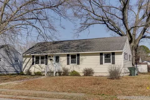 80 Jordan Dr, Hampton, VA 23666
