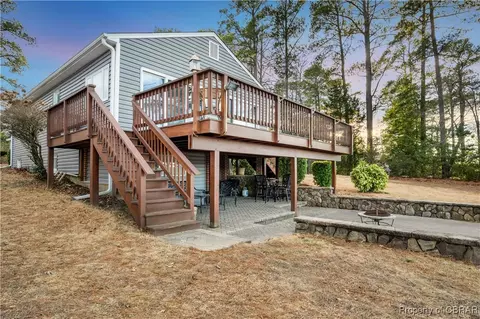 12175 Roane Ave, Gloucester, VA 23061 photo 24