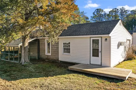 6034 Windmill Point Rd, White Stone, VA 22578 photo 10