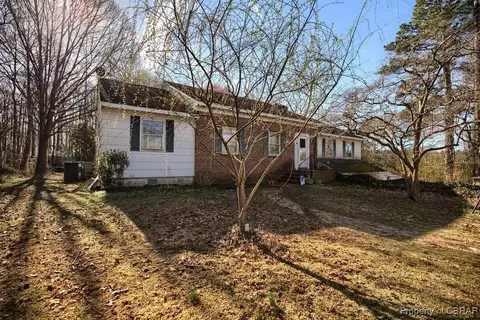 11351 Harcum Rd, Gloucester, VA 23061
