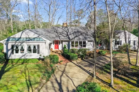 10 Heron Ln, Lancaster, VA 22503