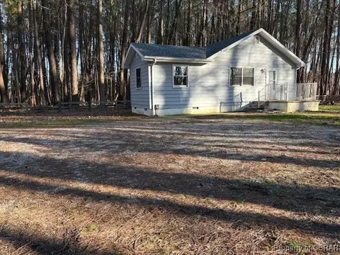 171 Lillys Neck Rd, Mathews, VA 23109