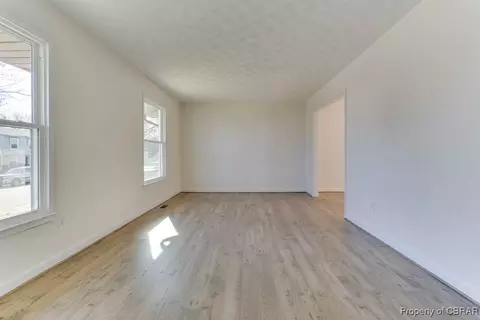 45 Santa Barbara Dr, Hampton, VA 23666 photo 12