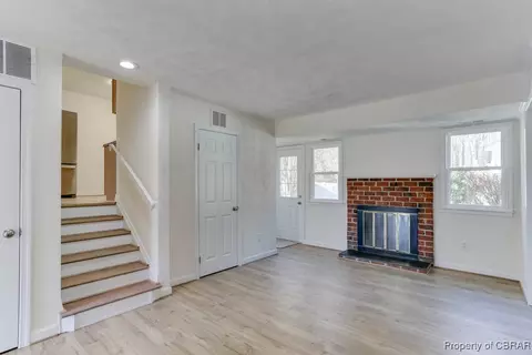 45 Santa Barbara Dr, Hampton, VA 23666 photo 8