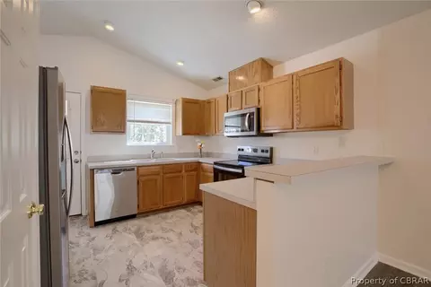7368 Founders Mill Way #E, Gloucester, VA 23061 photo 9