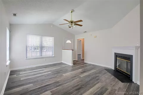 7368 Founders Mill Way #E, Gloucester, VA 23061 photo 3