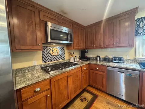 7419 Dehardit Ave, Gloucester Point, VA 23062 photo 5