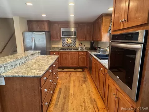 7419 Dehardit Ave, Gloucester Point, VA 23062 photo 3