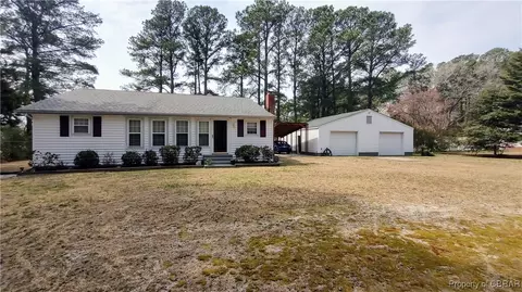 252 Fishermans Ln, Port Haywood, VA 23138