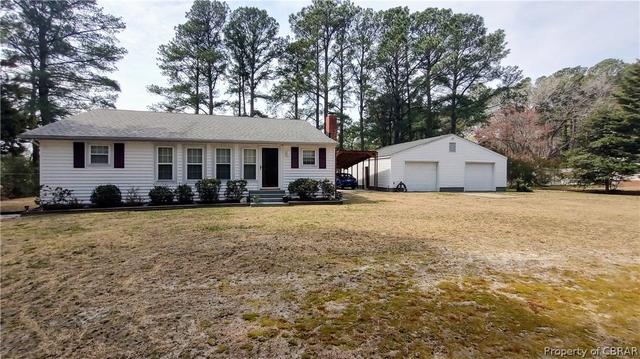 252 Fishermans Ln, Port Haywood, VA 23138