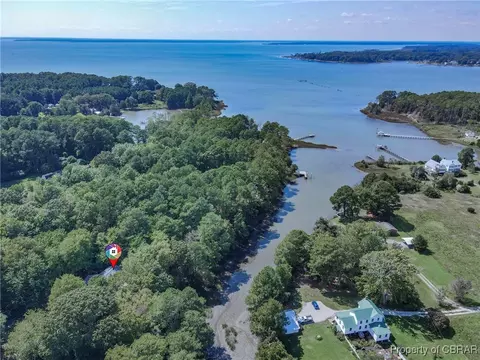 166 Windward Way, Port Haywood, VA 23138