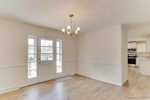 17 Briar Dr, Hampton, VA 23661 photo 11