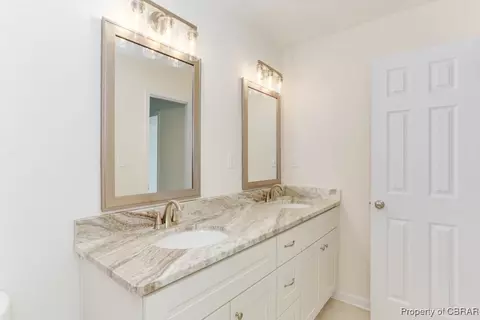 17 Briar Dr, Hampton, VA 23661 photo 25