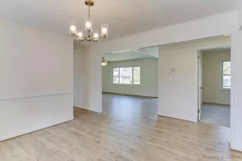 17 Briar Dr, Hampton, VA 23661 photo 12