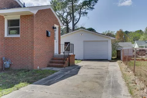 17 Briar Dr, Hampton, VA 23661 photo 31