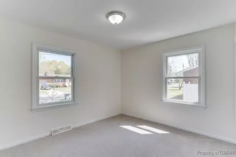 17 Briar Dr, Hampton, VA 23661 photo 28