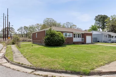 50 Granger Dr, Hampton, VA 23666 photo 2