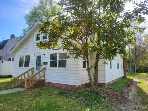 325 Hampton Roads Ave, Hampton, VA 23661 photo 2