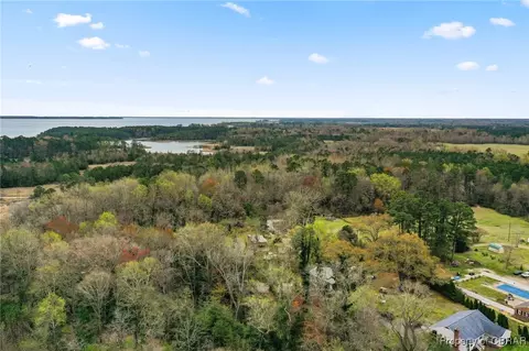 4948 Water View Rd, Water View, VA 23180