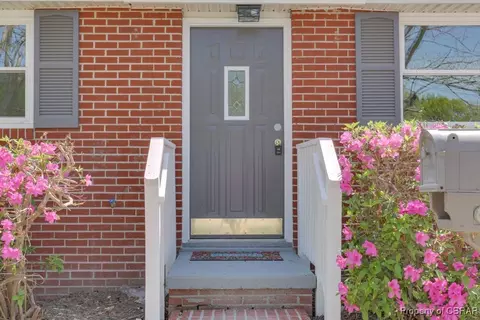 1506 Seward Dr, Hampton, VA 23663 photo 5
