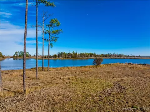 412 Piney Point Rd, Onemo, VA 23130 photo 11