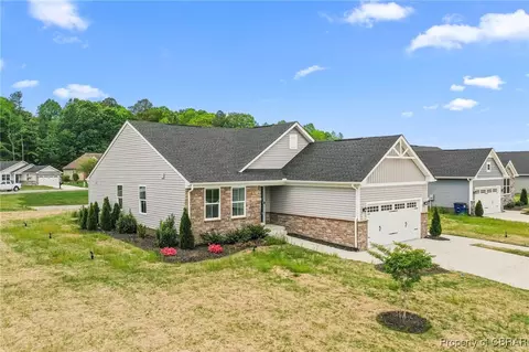 71 Braxton Way, Kilmarnock, VA 22482
