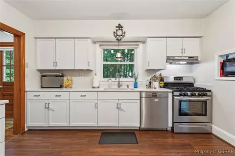 1714 Azalea Point Rd, Gloucester Point, VA 23062 photo 9