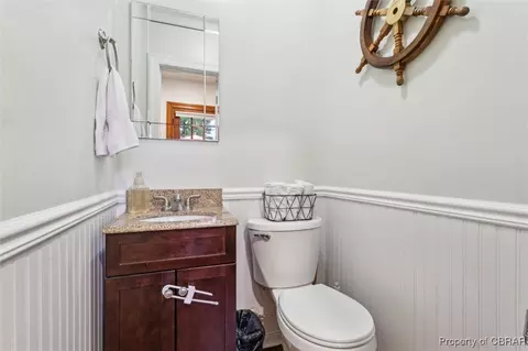 1714 Azalea Point Rd, Gloucester Point, VA 23062 photo 15