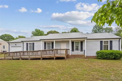 6724 Powhatan Dr, Hayes, VA 23072