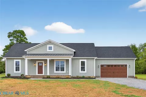 110 Bowsprit Ln, Heathsville, VA 22473