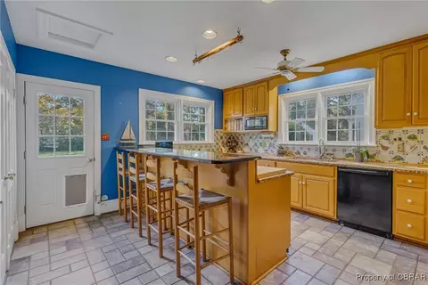 336 Loblolly Rd, Weems, VA 22576 photo 6