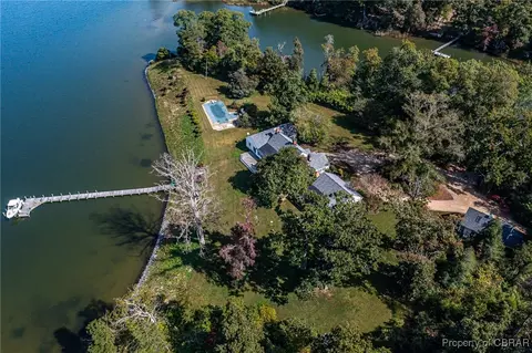 336 Loblolly Rd, Weems, VA 22576 photo 9