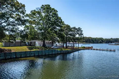 750 Sweet Hall Dr, Reedville, VA 22539
