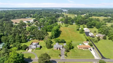 1946 Mark Pine Rd, Hayes, VA 23072 photo 47