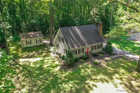 542 Cod Creek Dr, Heathsville, VA 22473