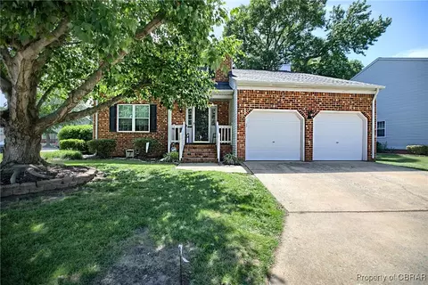 802 Westgate Ct, Newport News, VA 23602