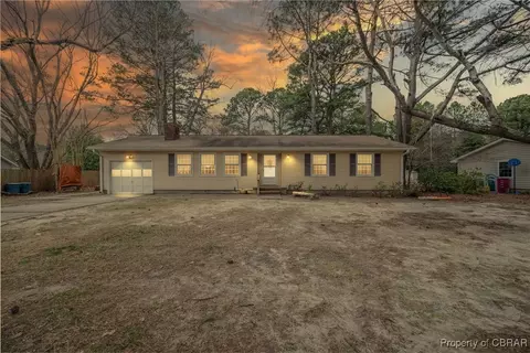 3438 Vaughan Creek Dr, Hayes, VA 23072