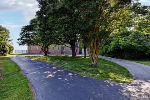 629 Cedar Pointe Dr, Weems, VA 22576 photo 7