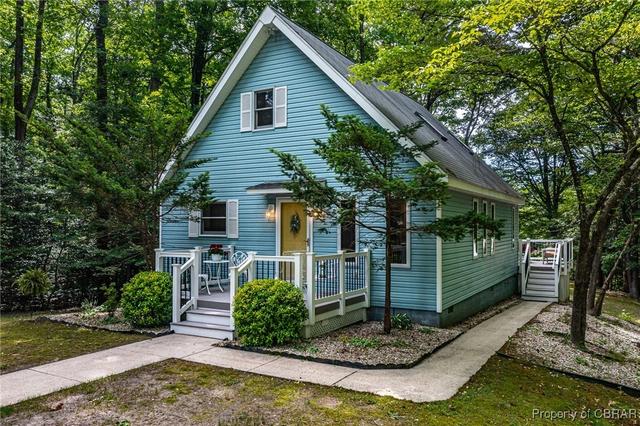 92 Deer Trail Dr, Farnham, VA 22460