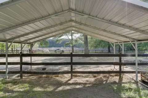 9361 Sheldon Ln, Gloucester, VA 23061 photo 41