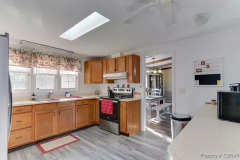 9361 Sheldon Ln, Gloucester, VA 23061 photo 11