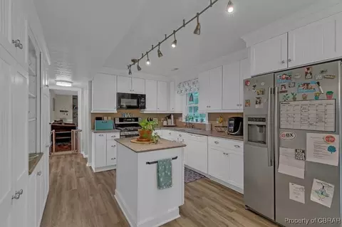 7548 Forbes Rd, Gloucester, VA 23061 photo 8