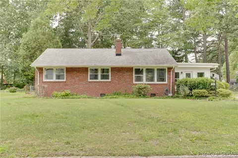 449 Martha Lee Dr, Hampton, VA 23666